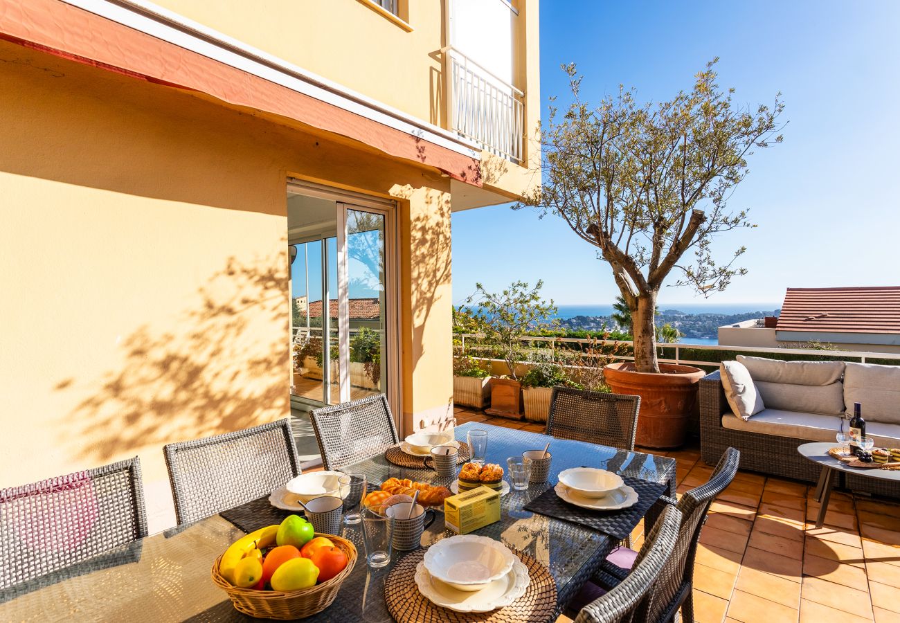 Apartment in Villefranche-sur-Mer - VILLA HENRIETTA, Pleasant villa, large terrace with sea view by RIVIERA HOLIDAY HOMES