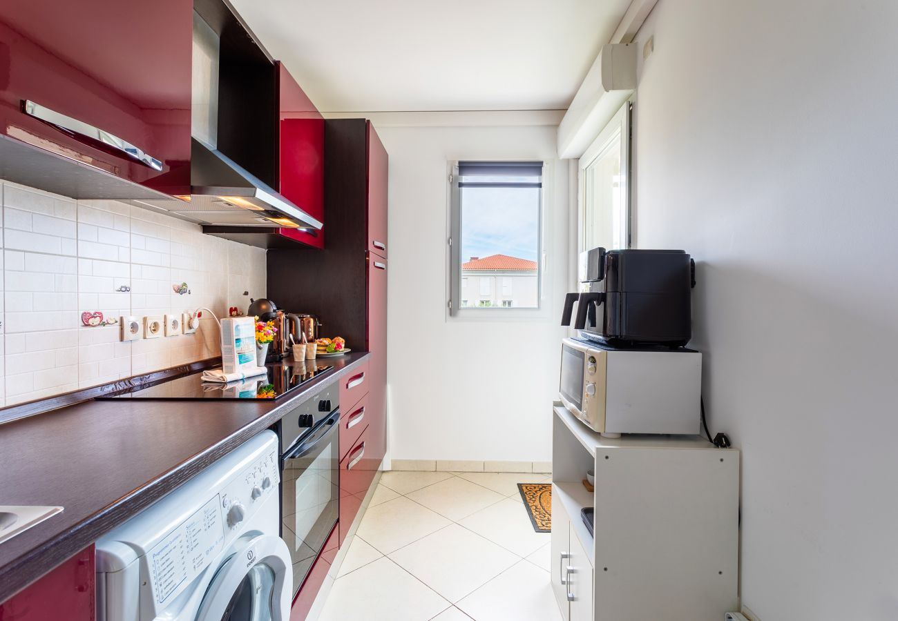 Apartment in Juan-les-Pins - Juan Flore II AP4408 By Riviera Holiday Homes 