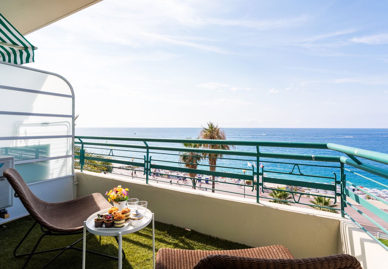 Apartment in Nice - LE 3 PROMENADE AP4424 By Riviera Holiday Homes 