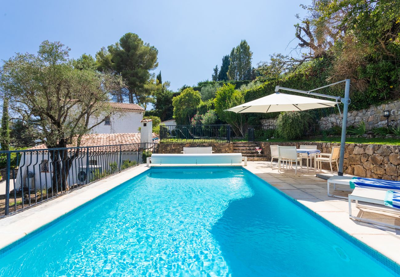 Villa in Mougins - VILLA LA ROSERAIE VI4425 By Riviera Holiday Homes