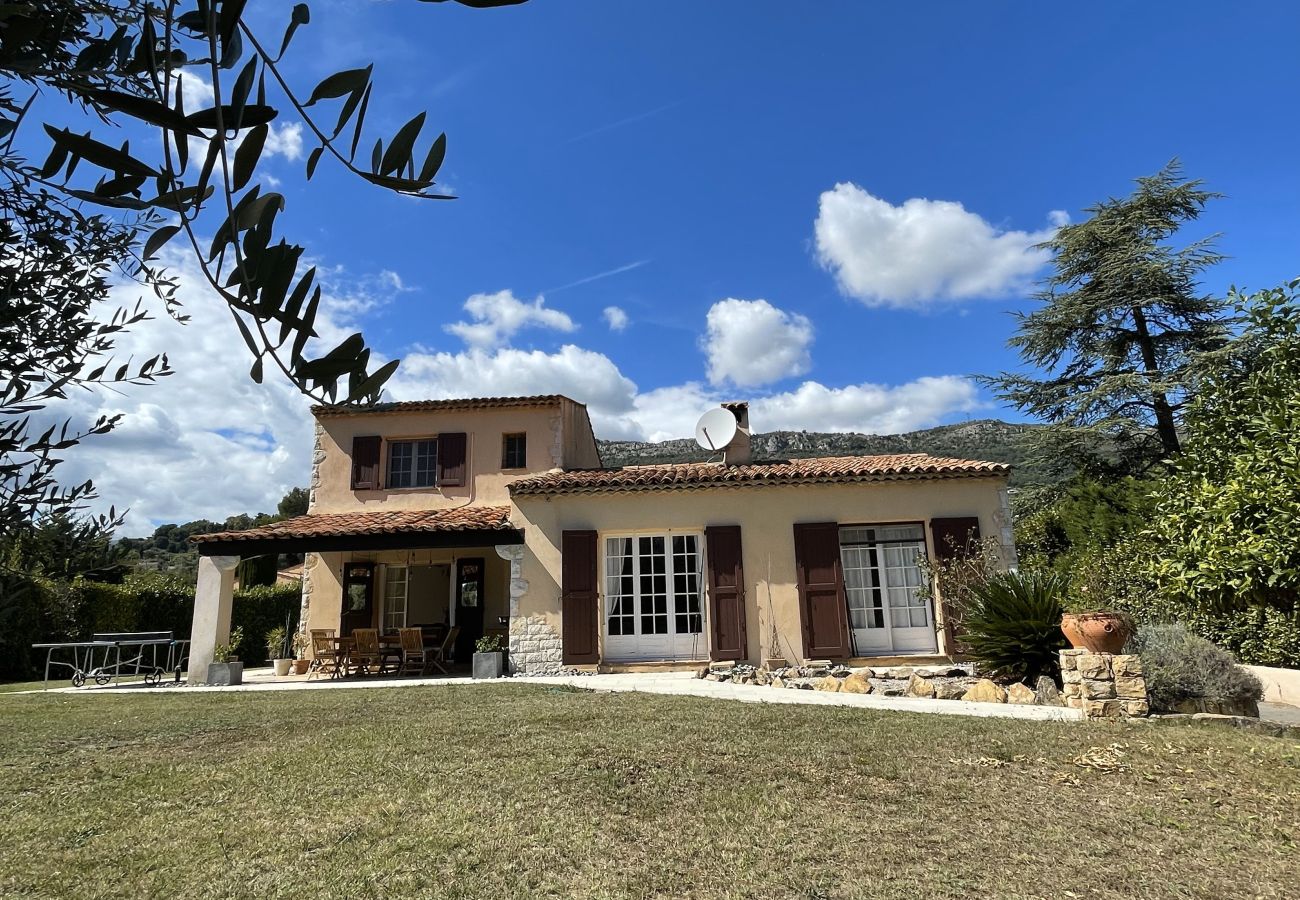 Villa in Vence - VILLA LA LOUBIANE VI4428 By Riviera Holiday Homes