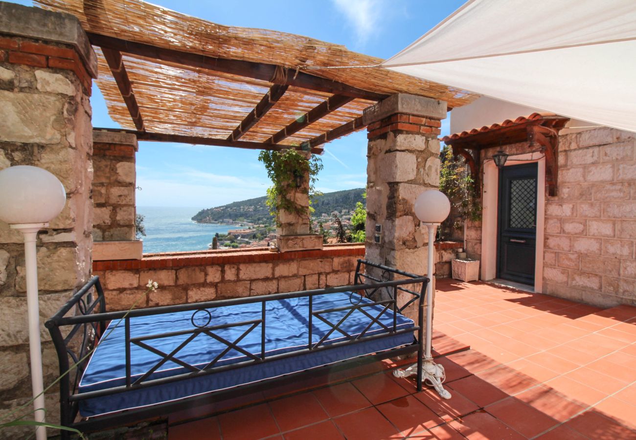 Villa in Villefranche-sur-Mer - CASA ROSALIE VI4442 By Riviera Holiday Homes 