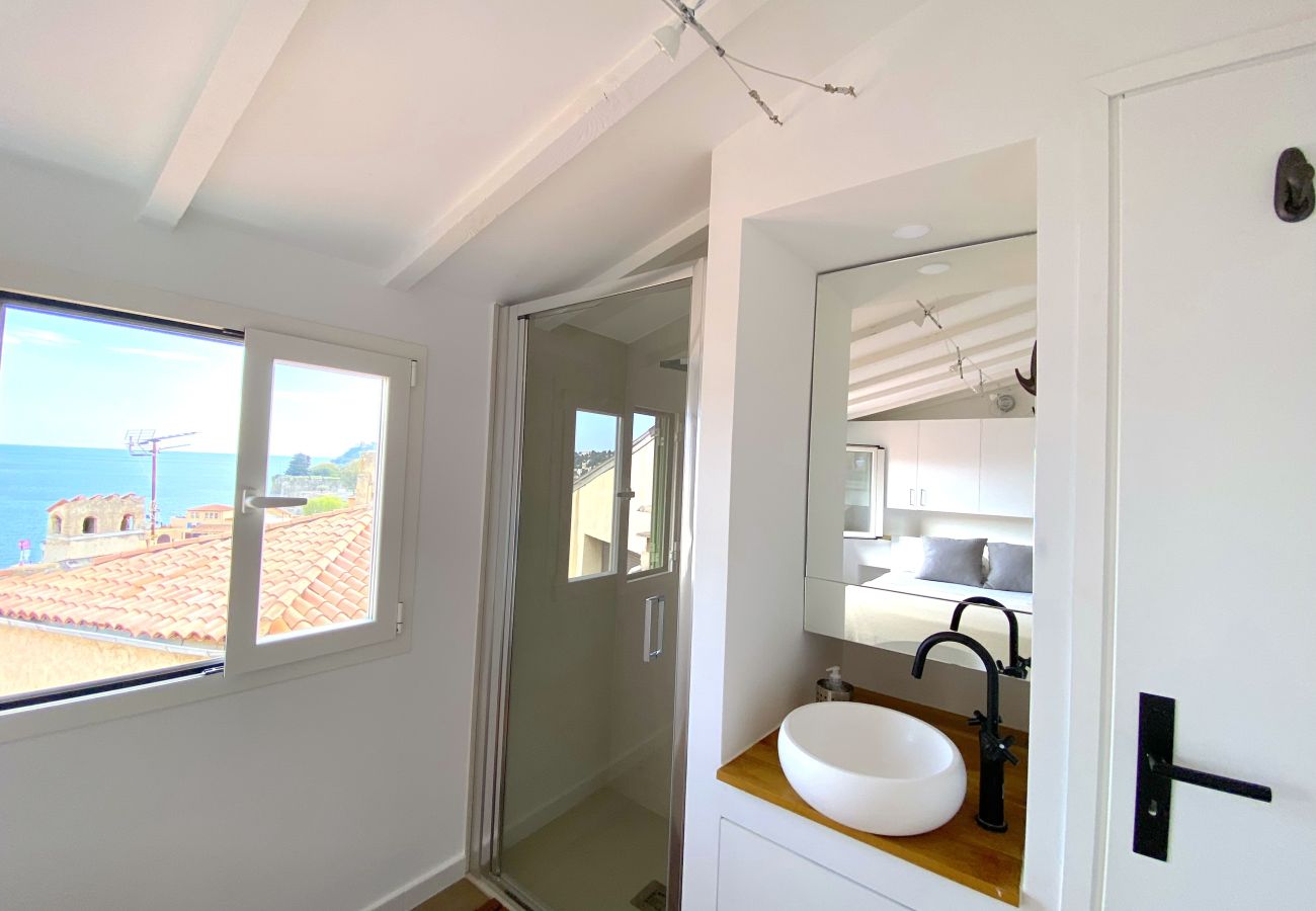 Apartment in Villefranche-sur-Mer - PEARL AP4444 By Riviera Holiday Homes