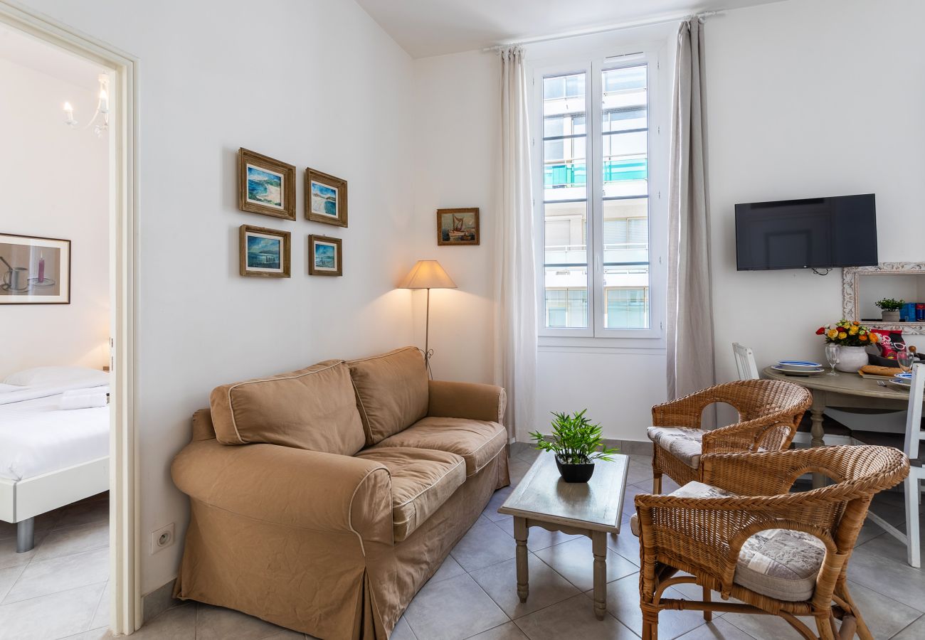 Appartement à Cannes - 4 rue des Frères Pradignac 1101