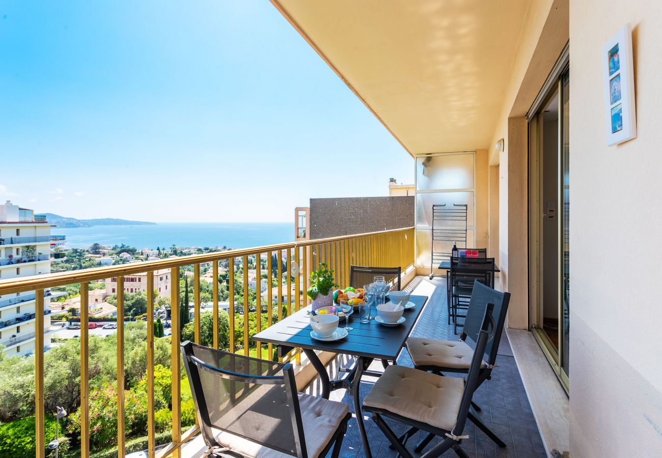 Appartement à Nice - GRAND SOLEIL By Riviera Holiday Homes