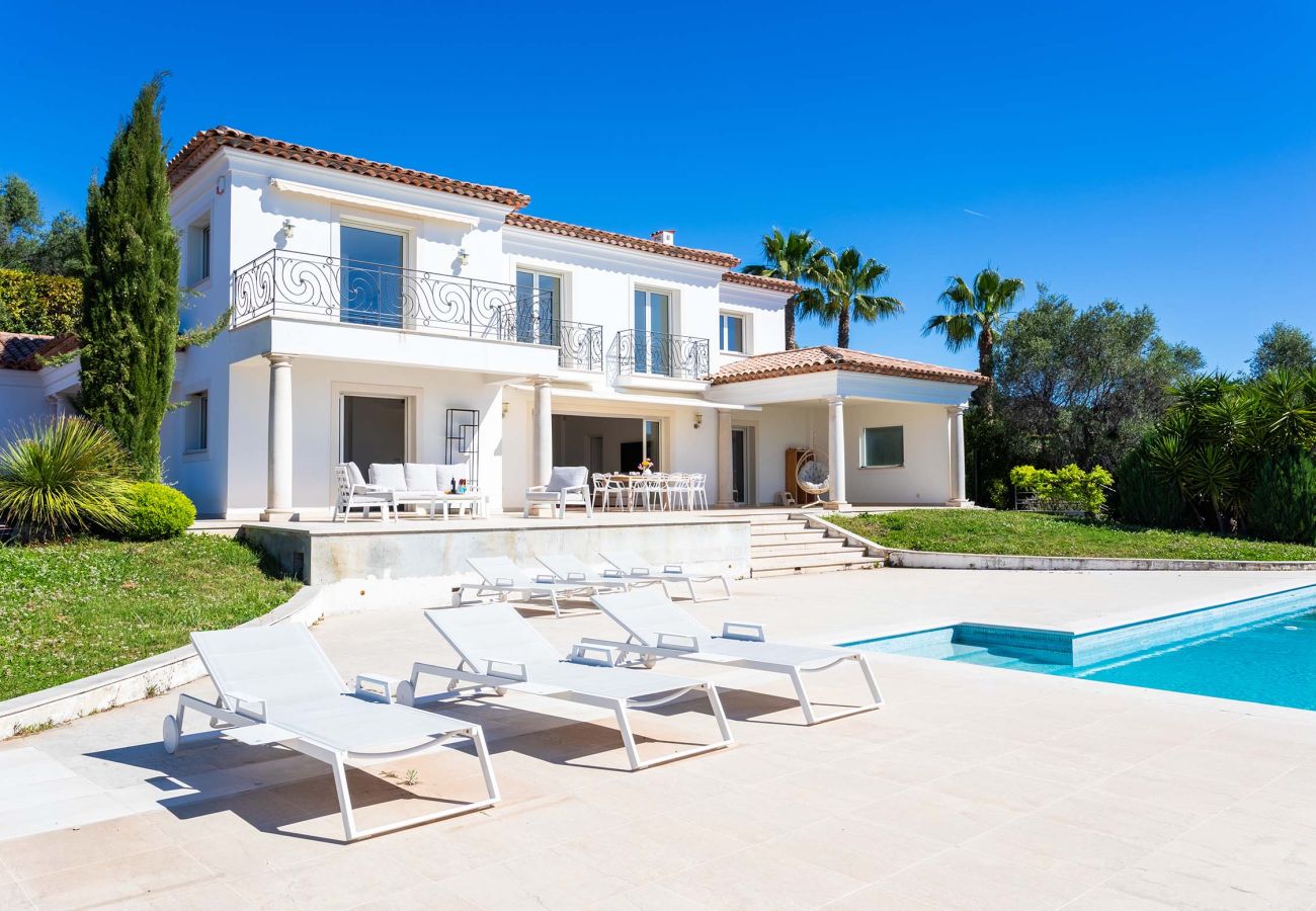 Villa à Nice - VILLA SAVANNAH VI4356 By Riviera Holiday Homes