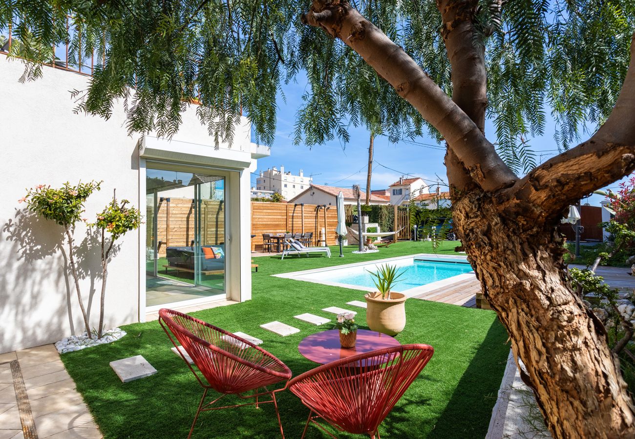 Вилла на Cagnes-sur-Mer - VILLA COTE SUD VI4402 By Riviera Holiday Homes 